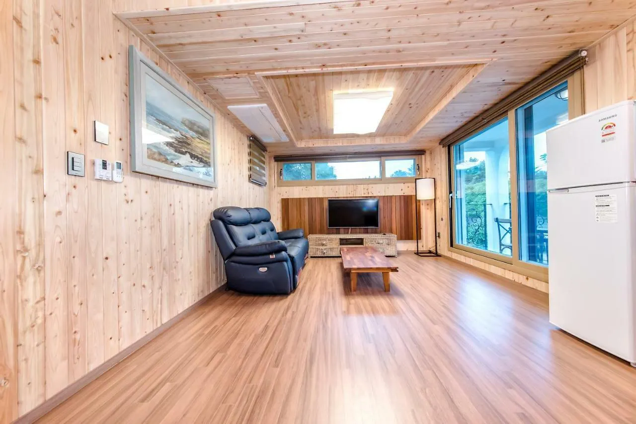 Dongbackdongsan Pension Jeju 0*,  Sydkorea
