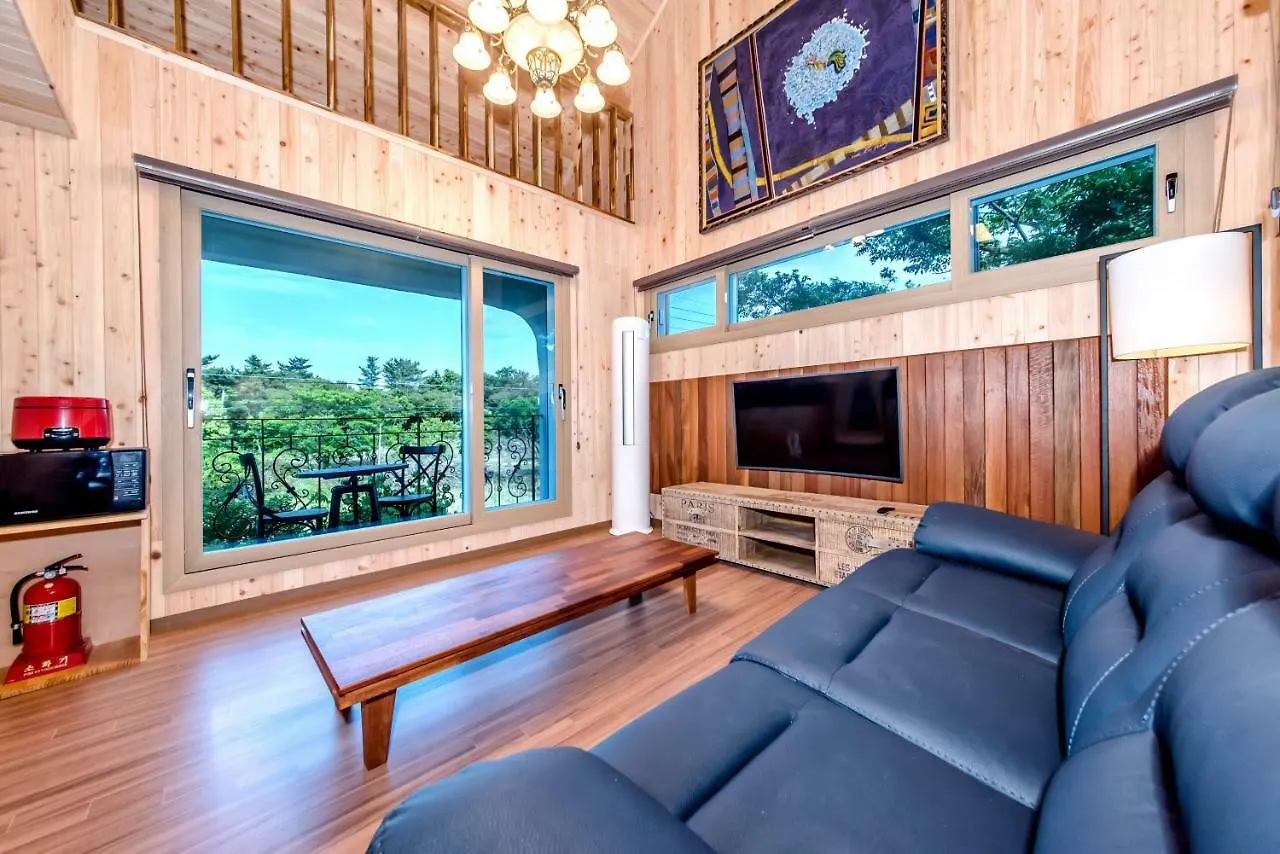 Holiday home Dongbackdongsan Pension Jeju South Korea